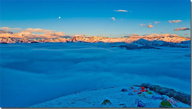 達(dá)瓦更扎日出