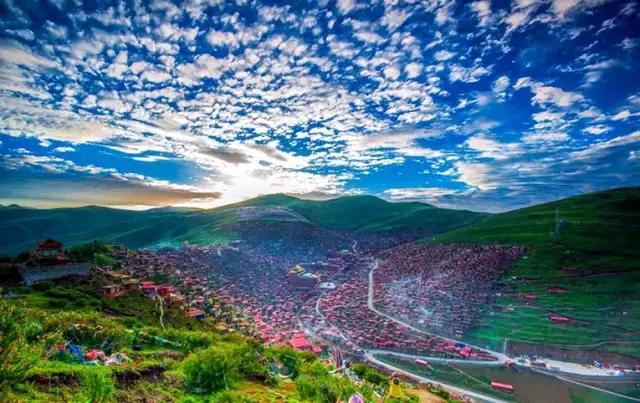 色達(dá)風(fēng)景