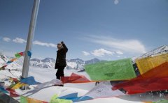 川藏線旅游租車(chē)多少錢(qián)一天