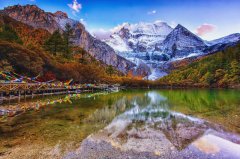 成都到稻城亞丁租車