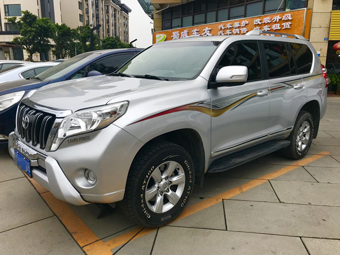 成都包車(chē)普拉多旅行