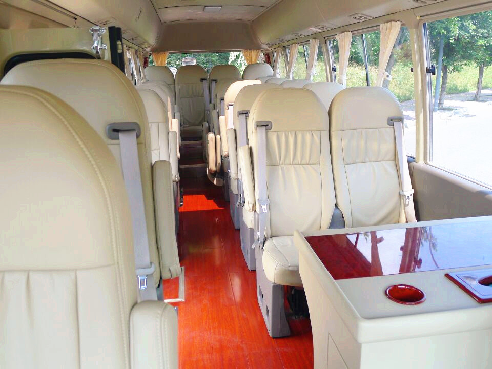 成都租豐田考斯特