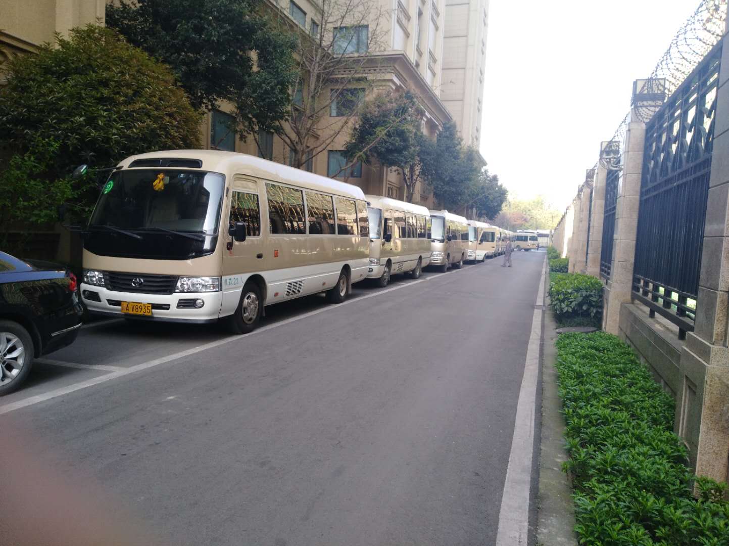 成都租車價(jià)格費(fèi)用大概是多少