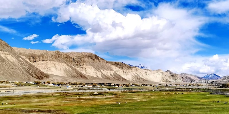 新疆最美公路即將解封，快來租車自駕獨(dú)庫公路