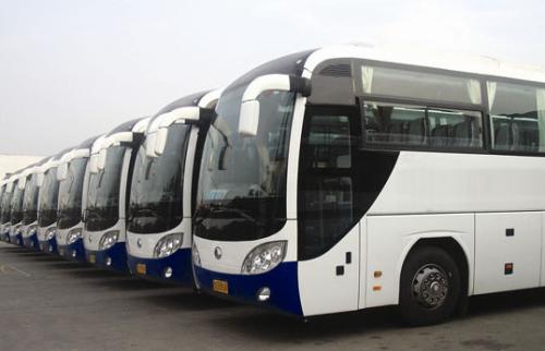 乘客們租大巴車時(shí)需要注意什么？