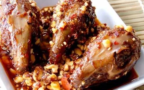 來成都租車旅行的25個(gè)理由: