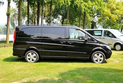 成都哪有租車(chē)帶司機(jī)的公司？