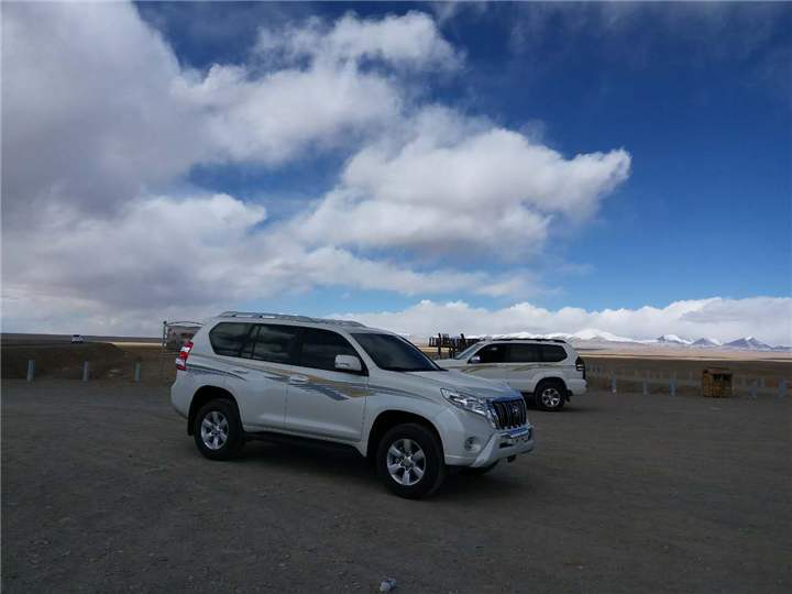 國(guó)慶租車自駕游川藏線要多少錢？需要什么類型的車？