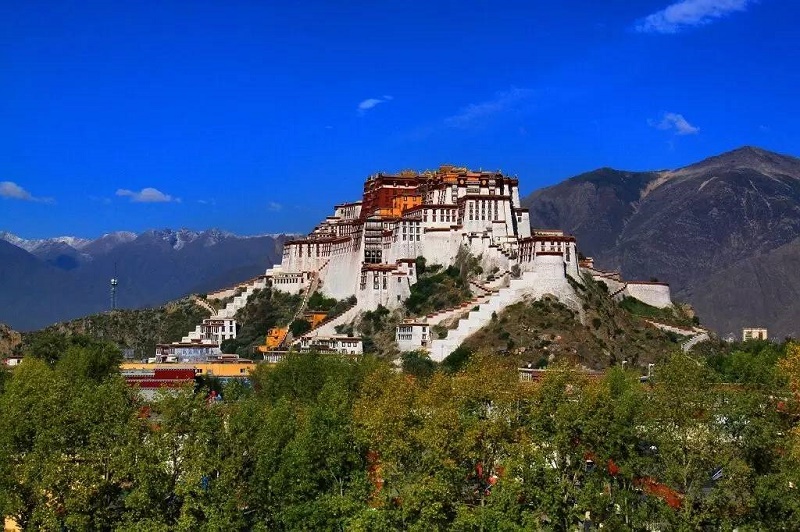 川藏線(xiàn)租車(chē)旅游