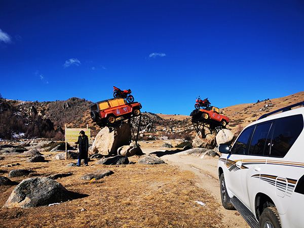 成都租車去西藏