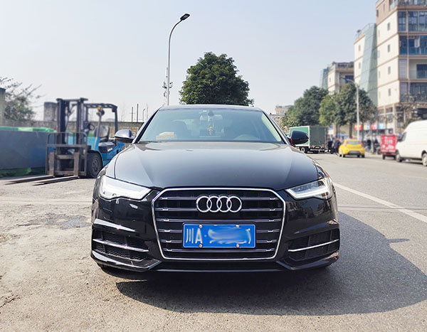 成都租轎車旅游怎么收費(fèi)？