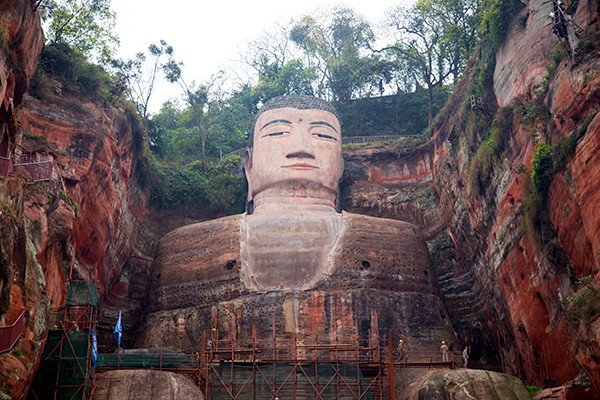 成都租車去峨眉樂(lè)山怎么樣？