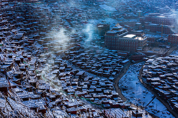 成都租車去色達(dá) 成都租車去色達(dá)