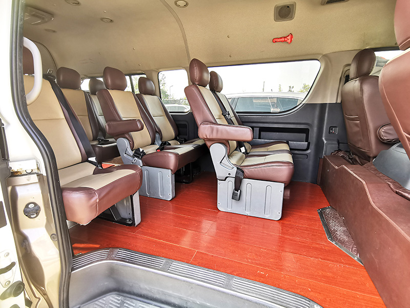 成都租海獅汽車 成都租海獅汽車